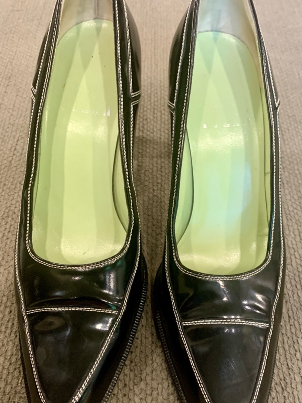 Richard Tyler Black Patent Pointed Toe Pumps with Ivory Stitching